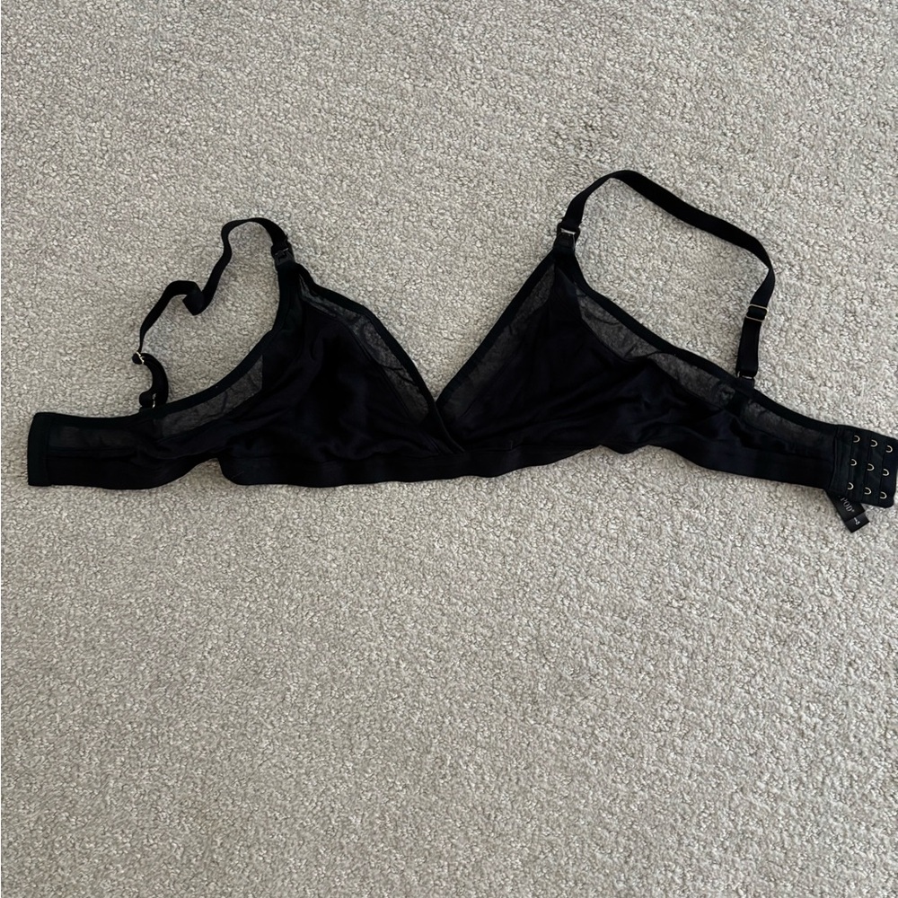 A Pea in the Pod Black Nursing Bra